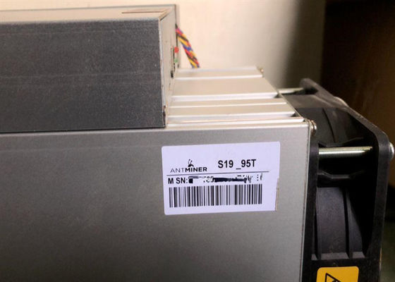 Горнорабочий 3250W Bitmain AntШахтер S19 95T Биткойн Asic локальных сетей подержанное
