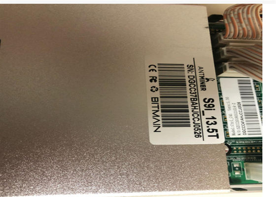 Горнорабочий Биткойн Bitmain AntШахтер S9i 13,5 TH/S Asic использовала 1405W